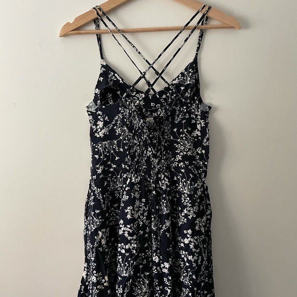 Garage Patterned Dress - Picture 2 of 3